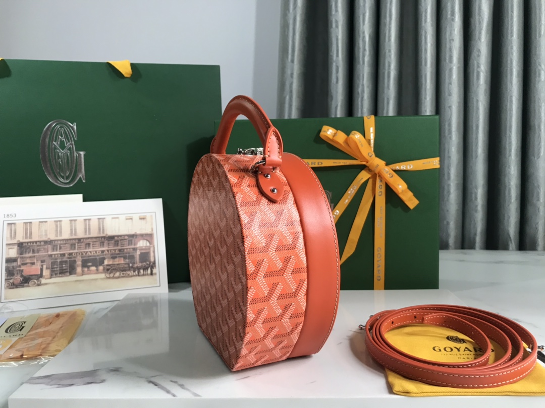 The Alto Hatbox Trunk Bag In Orange